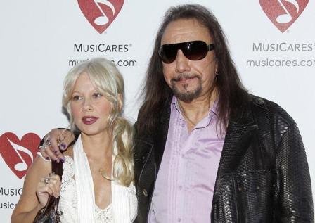 Ace Frehley and fiancee Rachael Gordon - Los Angeles 2010 - Dean Goodman